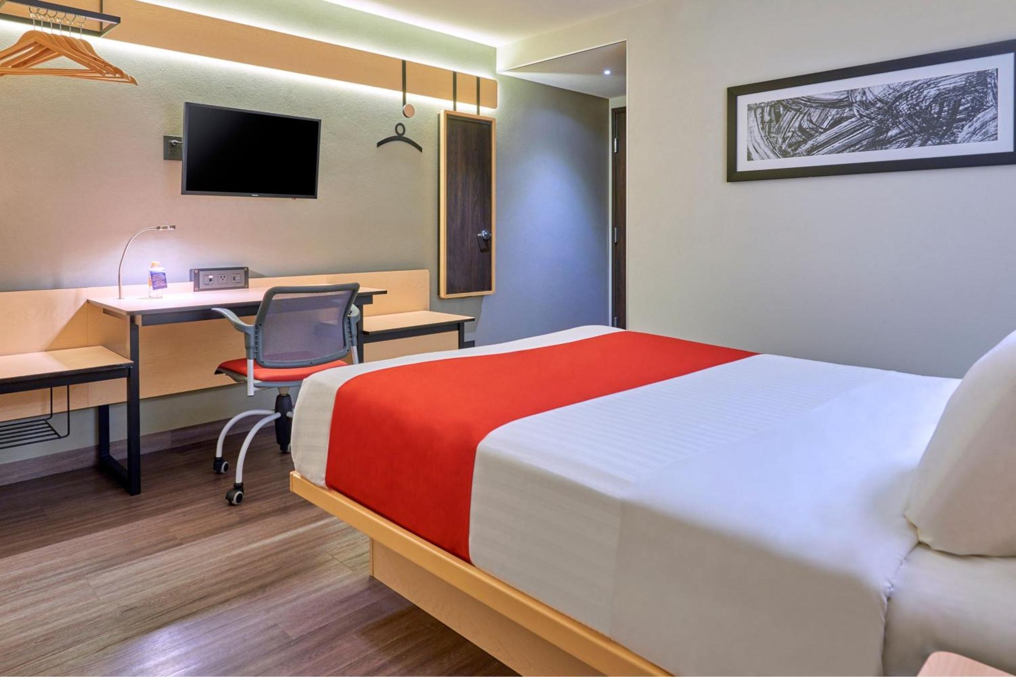 City Express By Marriott פיידראס נגראס מראה חיצוני תמונה