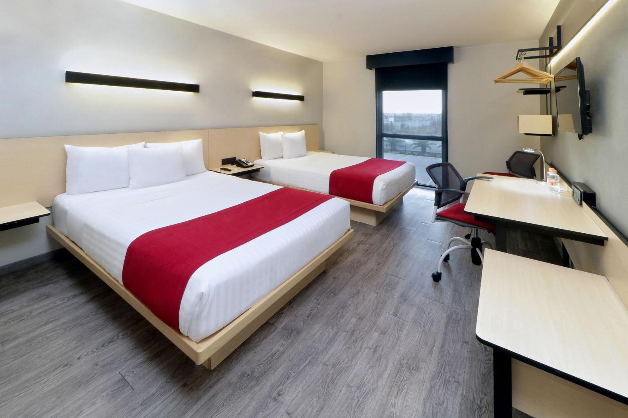 City Express By Marriott פיידראס נגראס מראה חיצוני תמונה