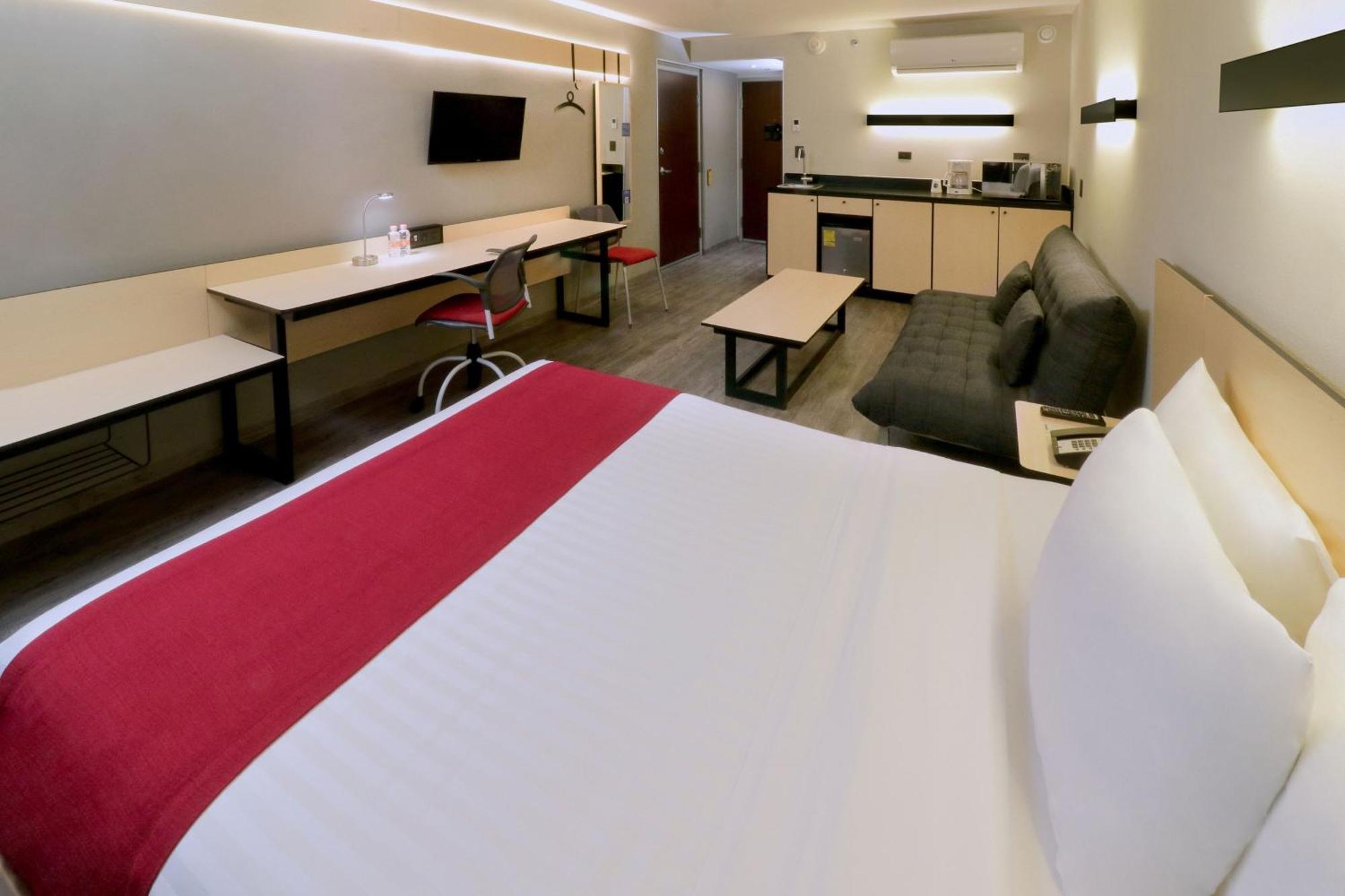 City Express By Marriott פיידראס נגראס מראה חיצוני תמונה