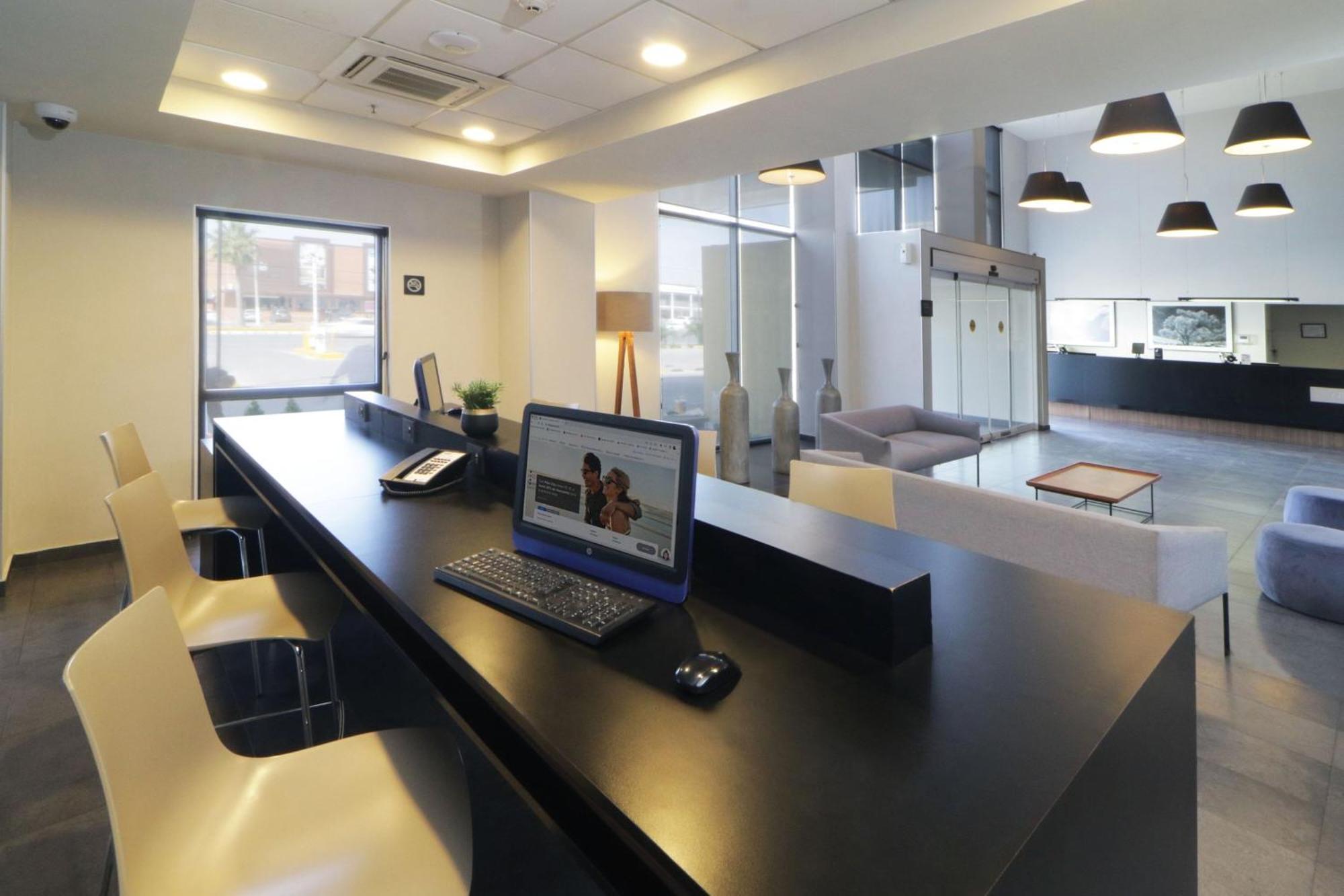 City Express By Marriott פיידראס נגראס מראה חיצוני תמונה