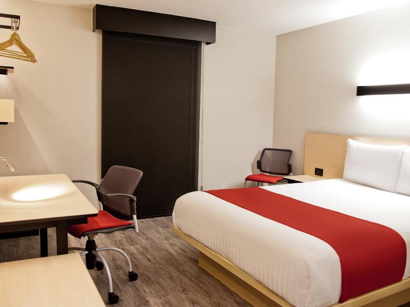 City Express By Marriott פיידראס נגראס מראה חיצוני תמונה